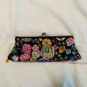 Vintage New York & Company Multicolor Embroidered Clutch